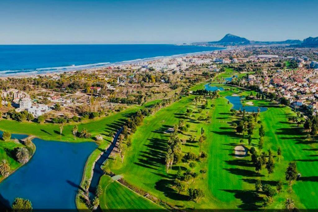 Impresionante Villa Con Piscina - Oliva Nova Екстер'єр фото